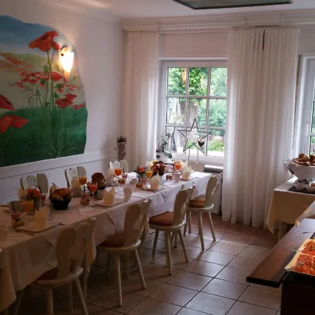 מלון Gaestehaus Der Abtei Sayn בנדורף