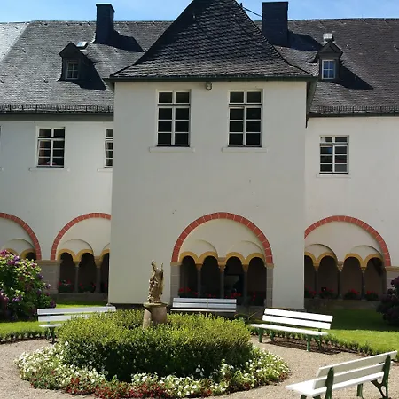 Gaestehaus Der Abtei Sayn מלון 3*