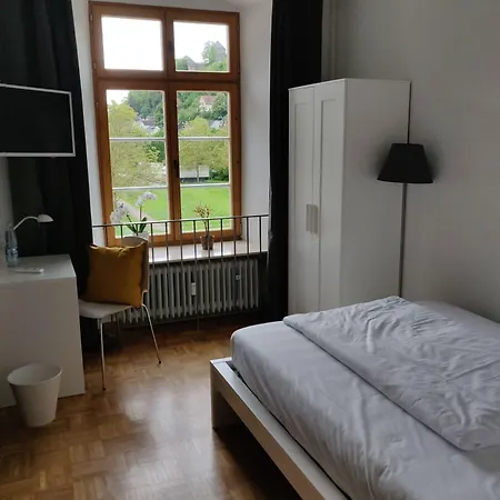 Gaestehaus Der Abtei Sayn מלון