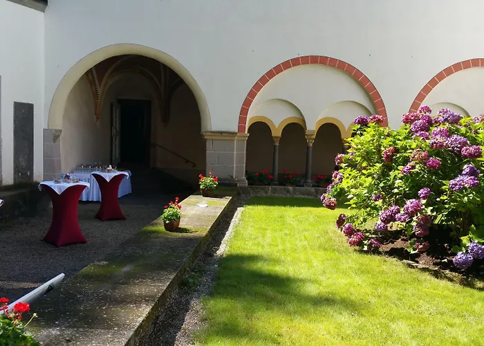 Gaestehaus Der Abtei Sayn Bendorf